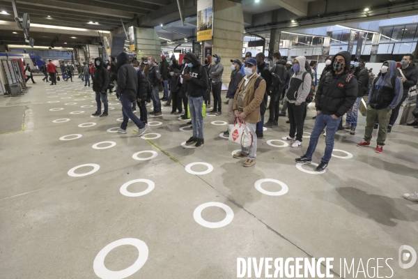 Premier jour de deconfinement gare montparnasse