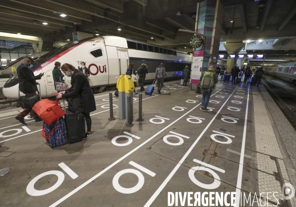 Premier jour de deconfinement gare montparnasse