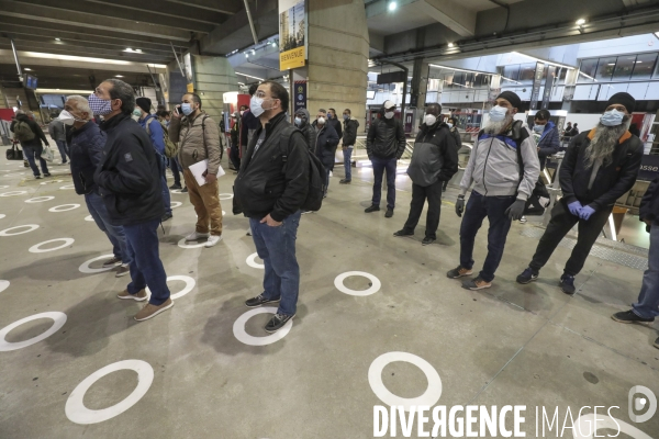 Premier jour de deconfinement gare montparnasse