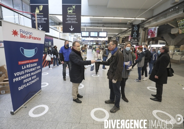 Premier jour de deconfinement gare montparnasse