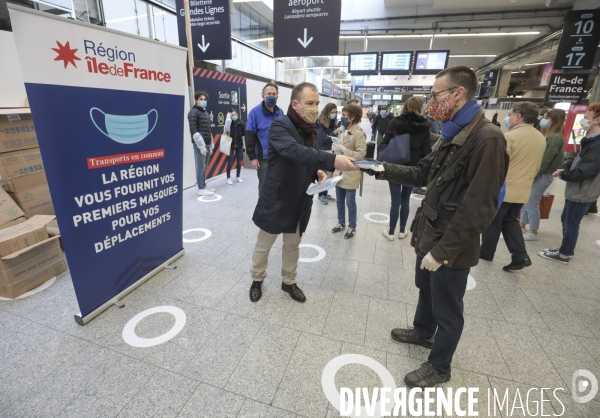 Premier jour de deconfinement gare montparnasse