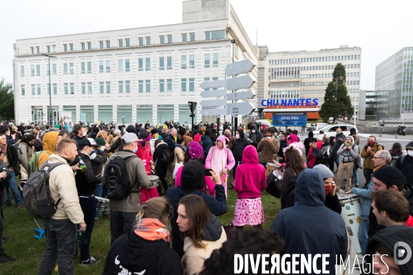 Manifestation de soutien aux soignants et contestation écologique et sociale à Nantes