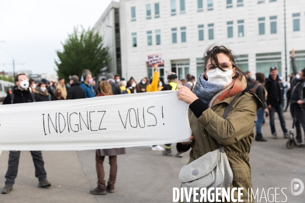 Manifestation de soutien aux soignants et contestation écologique et sociale à Nantes