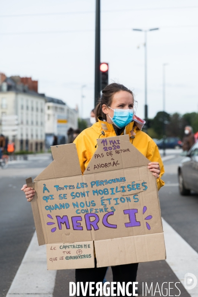 Manifestation de soutien aux soignants et contestation écologique et sociale à Nantes