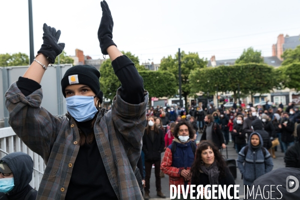 Manifestation de soutien aux soignants et contestation écologique et sociale à Nantes