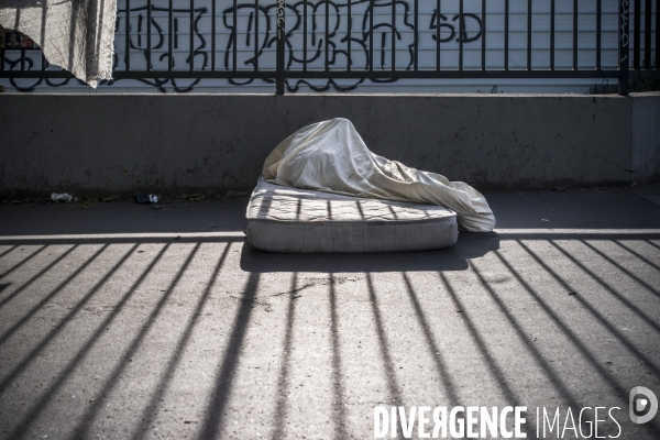 Sans abris dans paris.