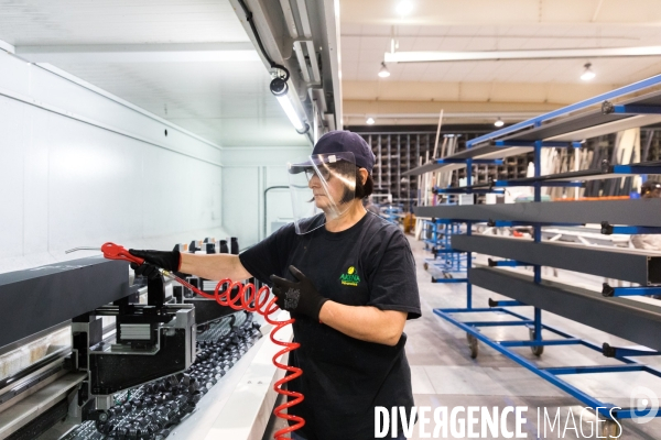Travail industriel confiné