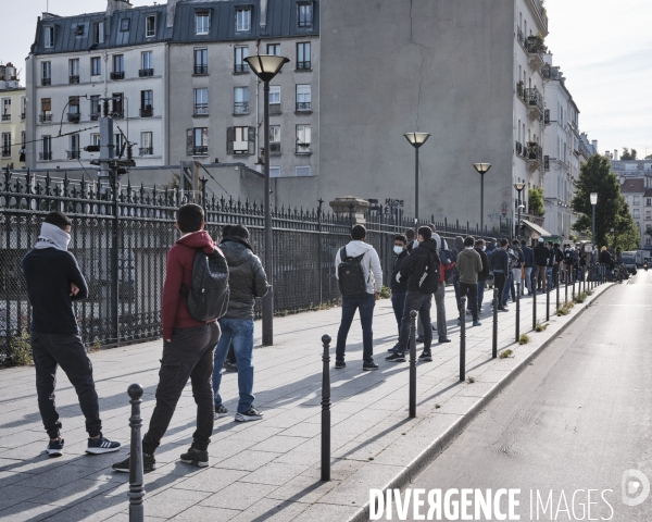 Saint-Denis, premier jour de déconfinement
