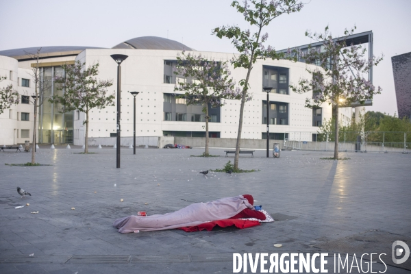 Paris vide, confinement contre le covid 19.