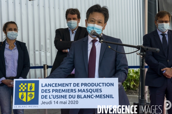 Inauguration par Valérie Pécresse de l usine de masques au Blanc-Mesnil