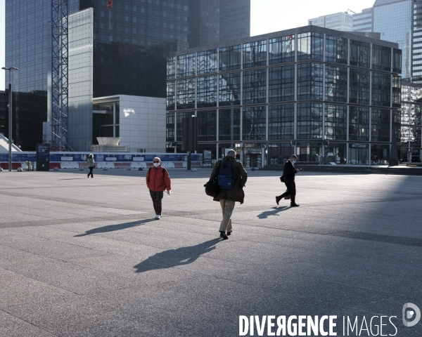 Paris-La Défense Première semaine de déconfinement