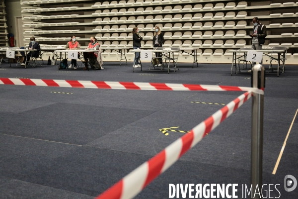 Distribution de masques aux habitants