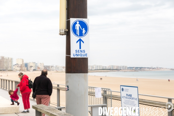 La plage des Sables-d Olonne à sens unique