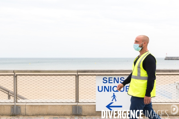 La plage des Sables-d Olonne à sens unique