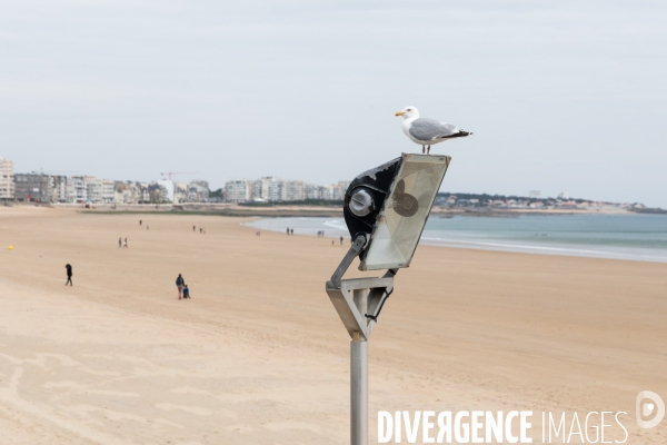 La plage des Sables-d Olonne à sens unique