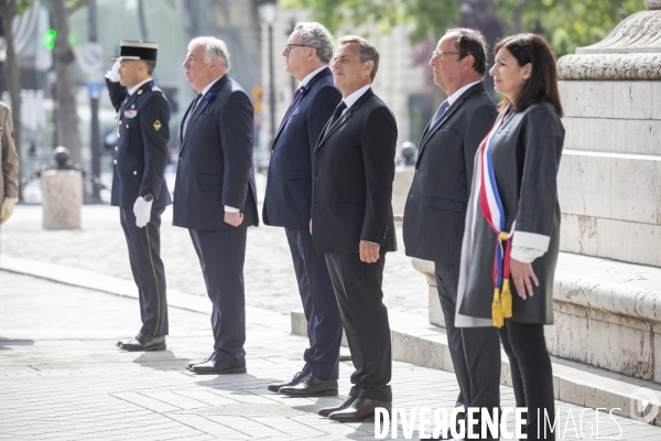 Emmanuel Macron et Edouard Philippe: commemoration du 8 mai 1945, ceremonie restreinte sous l arc de triomphe