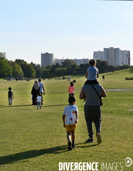 Premier week-end de deconfinement / Parc de la courneuve