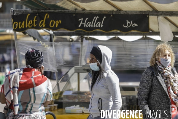 Marché alimentaire en BANLIEUE
