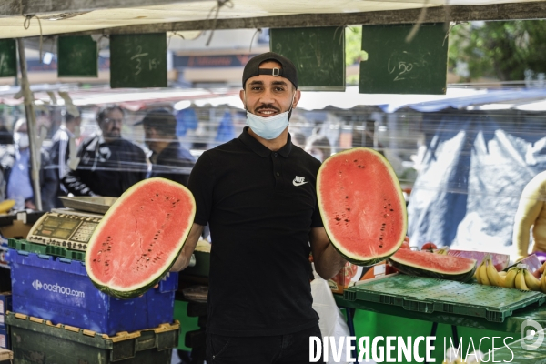 Marché alimentaire en BANLIEUE