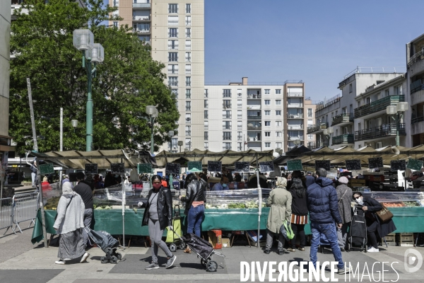 Marché alimentaire en BANLIEUE