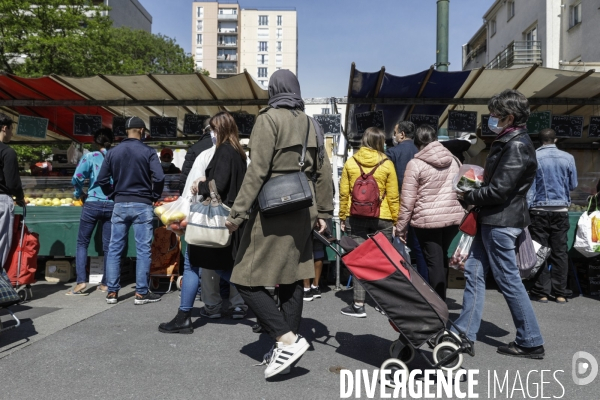 Marché alimentaire en BANLIEUE