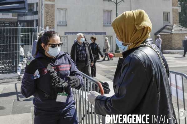 Marché alimentaire en BANLIEUE