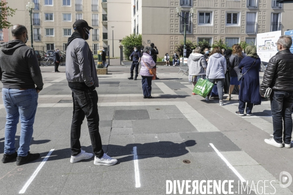 Marché alimentaire en BANLIEUE