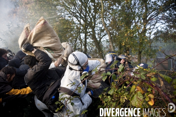 Action de blocage d un train de déchets nucléaires CASTOR