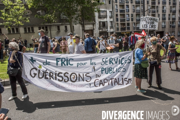 Hopital Robert Debré. Les soignants manifestent