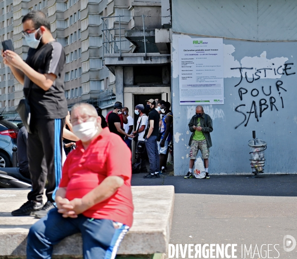 Marche blanche en mémoire de Sabri