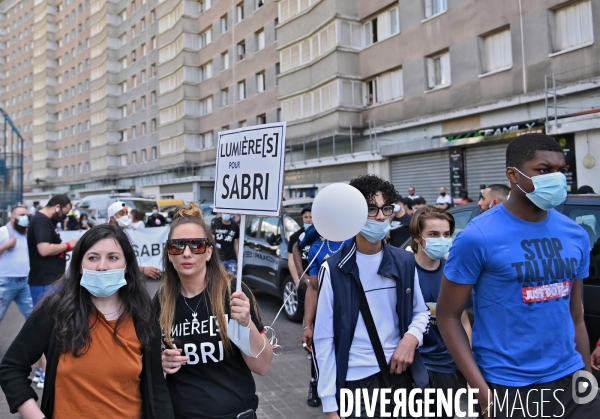 Marche blanche en mémoire de Sabri