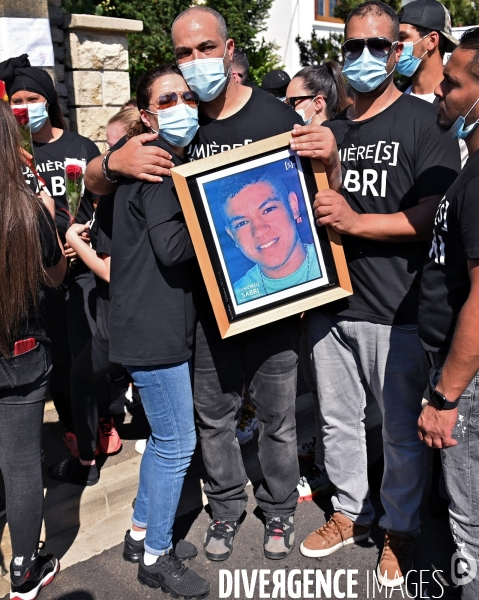 Marche blanche en mémoire de Sabri