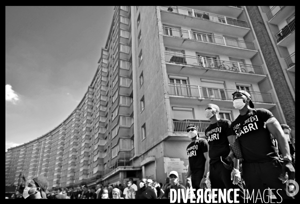 Marche blanche en mémoire de Sabri