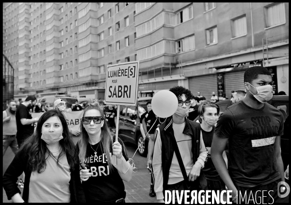 Marche blanche en mémoire de Sabri