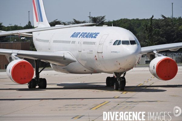 Avions d air france cloués au sol pendant l épidémie de coronavirus