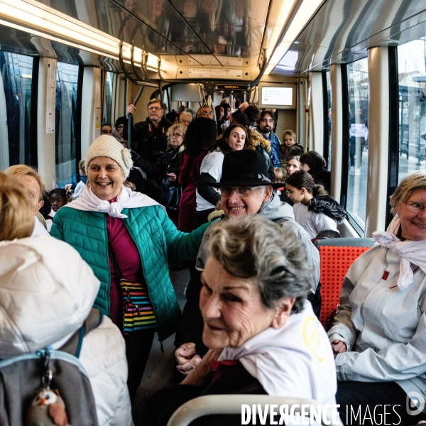 Inauguration tram T4