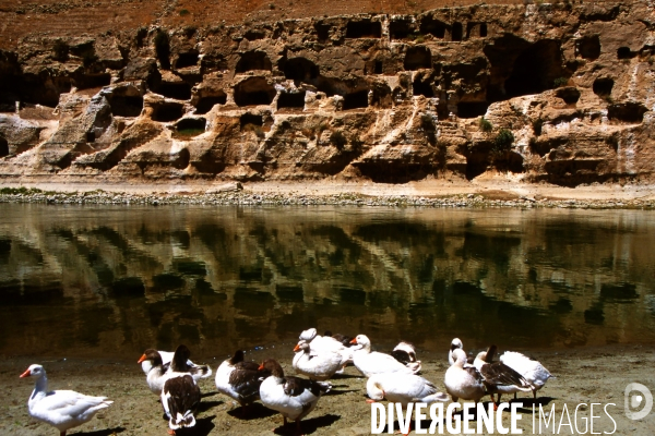 L Histoire disparaît, Hasankeyf, une ancienne ville de 12 000 ans en Turquie. History disappears,ÊHasankeyf, a 12,000 years old ancient town in Turkey.