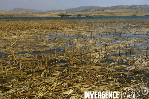 L Histoire disparaît, Hasankeyf, une ancienne ville de 12 000 ans en Turquie. History disappears,ÊHasankeyf, a 12,000 years old ancient town in Turkey.