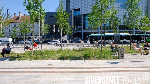 Amenagement et circulation place de la Bastille