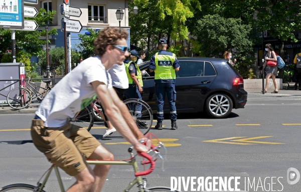 Piste cyclable rue de rivoli