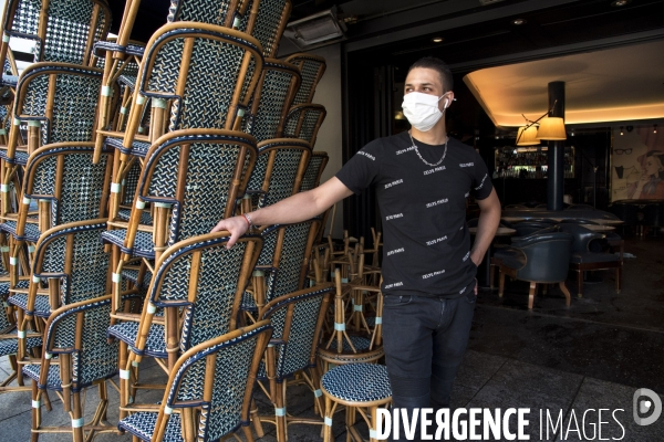 Déconfinement : réouverture des bars et restaurants en France. Covid-19. The Covid-19 Coronavirus. Deconfinement: reopening of bars and restaurants in France.