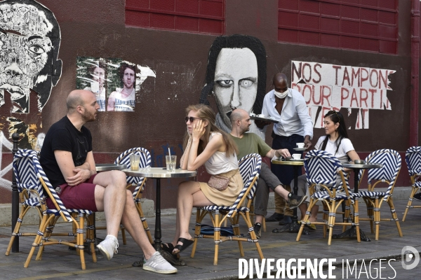 Déconfinement : réouverture des bars et restaurants. Covid-19. The Covid-19 Coronavirus. Deconfinement: reopening of bars and restaurants in France.