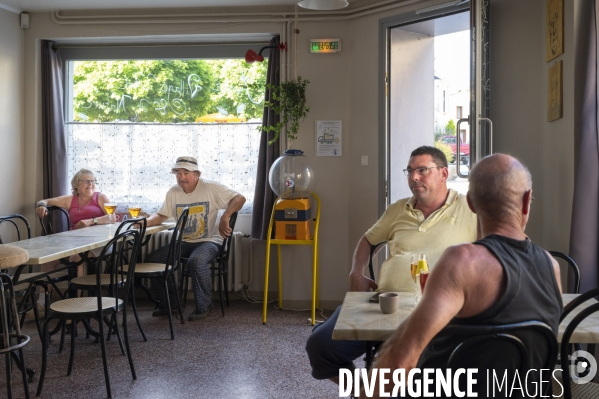 3 juin 2020, réouverture du cafe du village à René en Sarthe