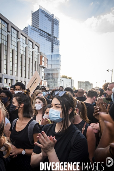 A Paris, manifestation massive en mémoire d Adama Traoré et George Floyd