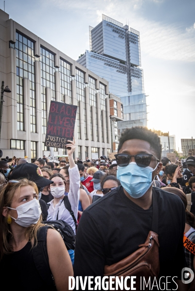 A Paris, manifestation massive en mémoire d Adama Traoré et George Floyd