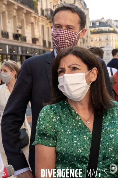 Anne Hidalgo et David Belliard en campagne pour les municipales à Paris