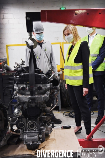 Deconfinement chez un concessionnaire automobile