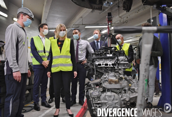 Deconfinement chez un concessionnaire automobile