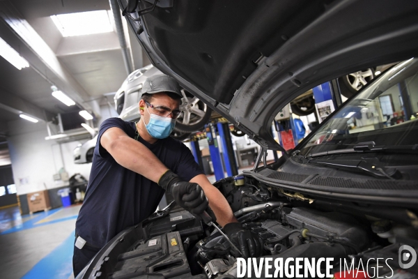 Deconfinement chez un concessionnaire automobile