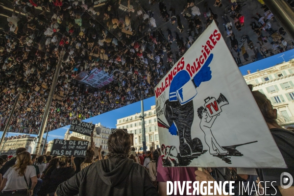 Manifestation contre la violence policière aux Etats-Unis... à Marseille